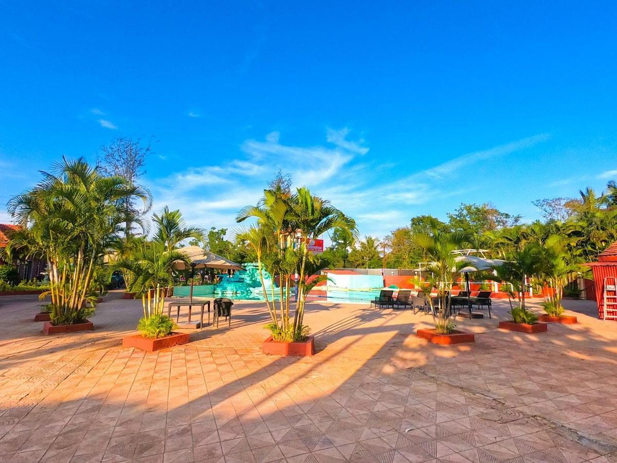 Whispering Woods Resort Lonavala Kültér fotó