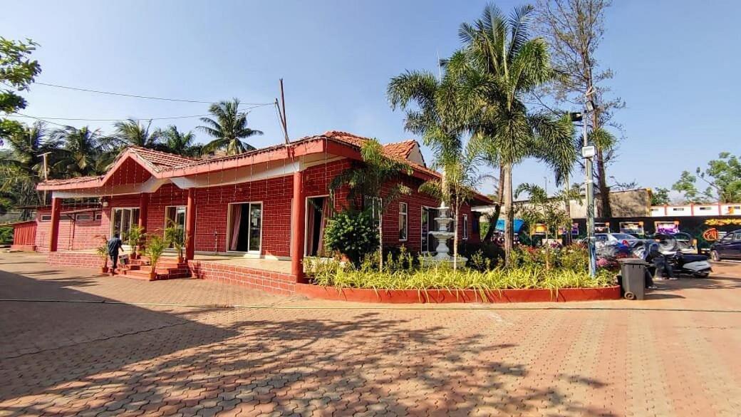 Whispering Woods Resort Lonavala Kültér fotó